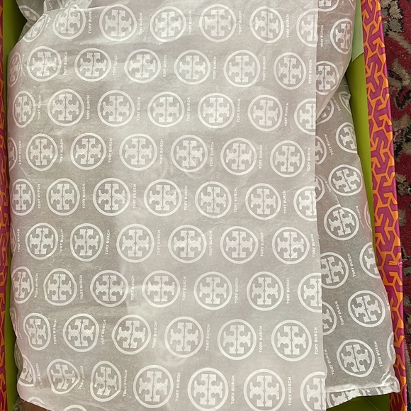 New In Box No Longer Available Tory Burch Fur Jaden Boots 8 - Picture 13 of 15